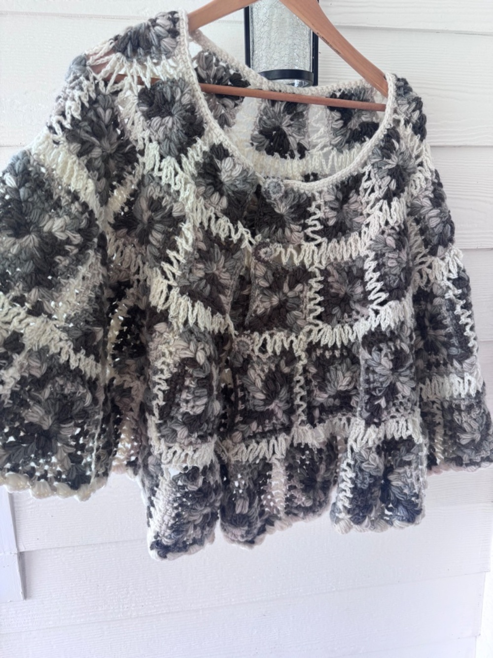 Poncho Cape Wool Open Hand Knit 4 Buttons Grays & White  Nepal One Size